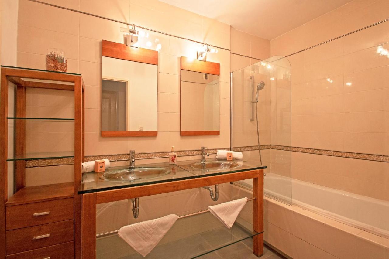 Apartment Appt Spacieux, Proche Ggl Stadium, 4 Pers, Garage Prive & Wifi