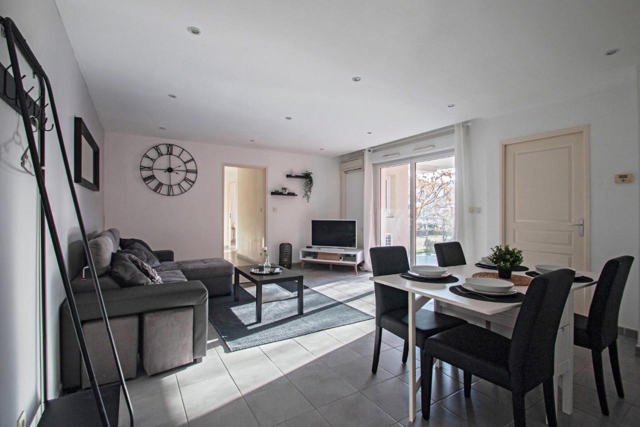 Appt Spacieux, Proche Ggl Stadium, 4 Pers, Garage Prive & Wifi Apartment